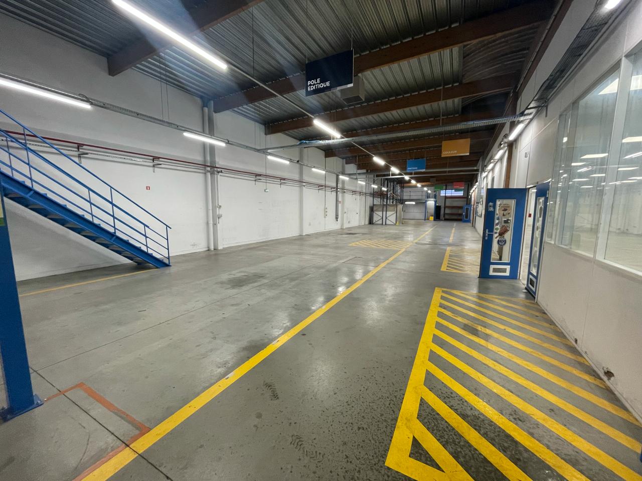 Local d'activité Colombes 1421m² Location local d'activité Colombes Hauts-de-Seine OLACT2426350 0